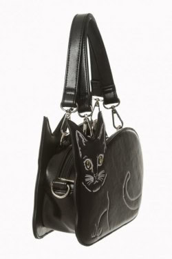 Sac chat noir couché