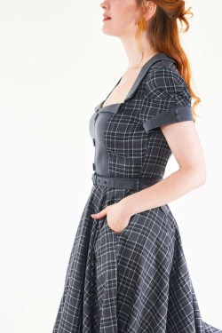 Robe rockabilly à tartan grise années 50 femme