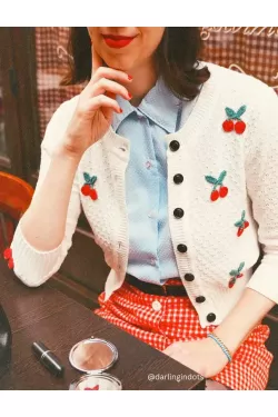 Cardigan pin-up cerises années 50