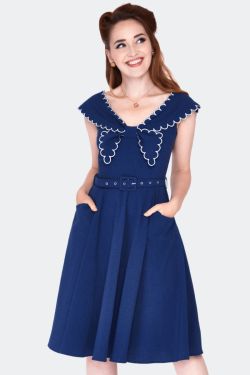 Robe bleue rétro