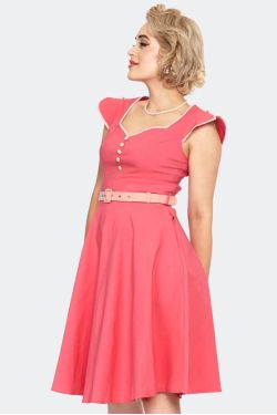 Robe rockabilly à coeurs rose années 50 femme