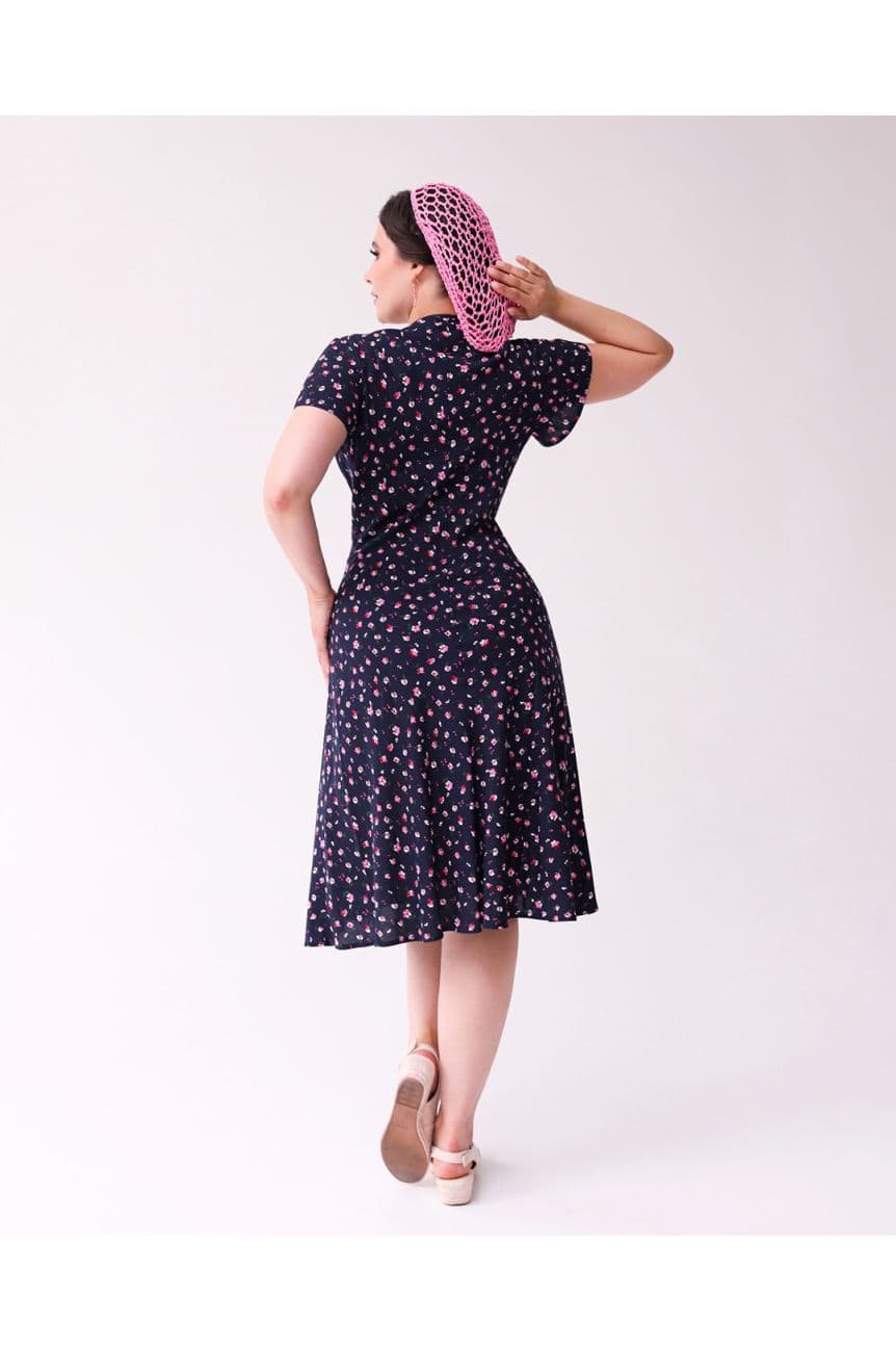 Robe rétro a fleur légère Pretty retro