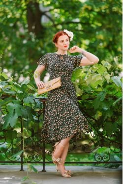 Robe fleurie legere retro Voodoo Vixen